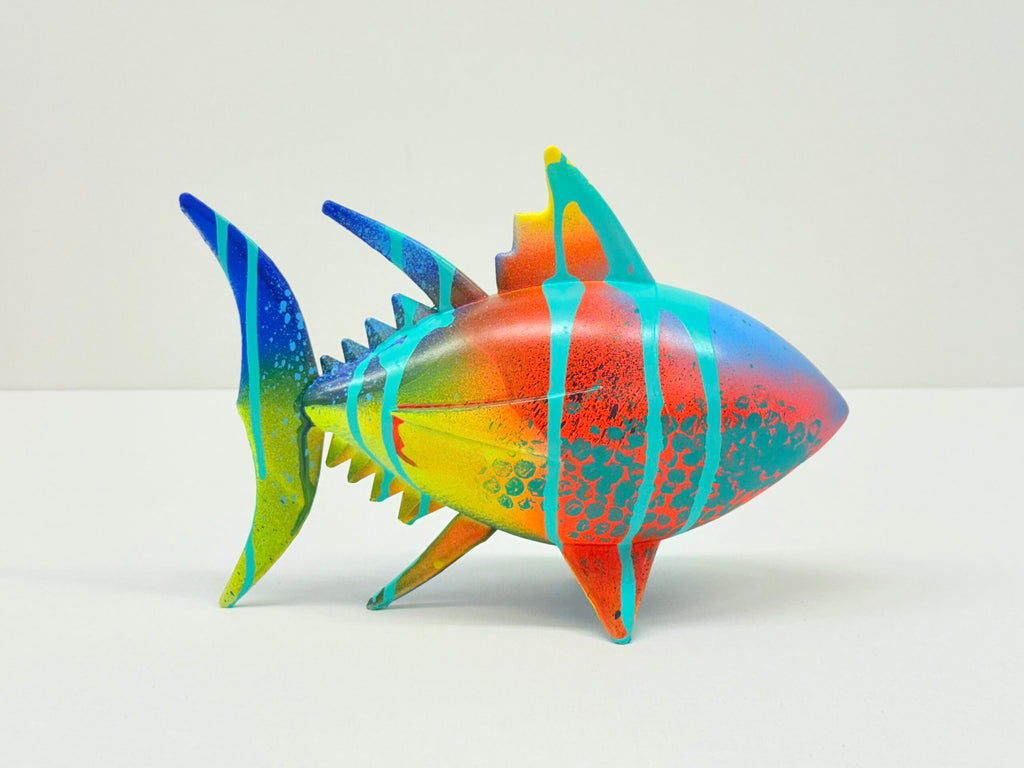 Escultura atún de colores 5