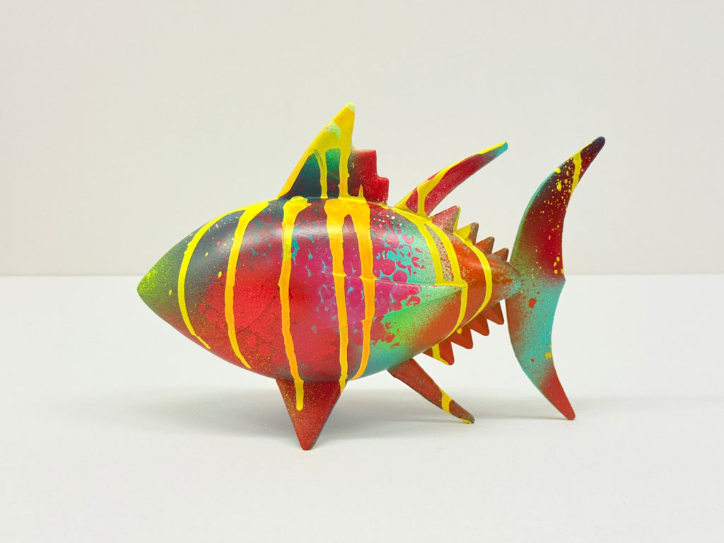 Escultura atún de colores 2